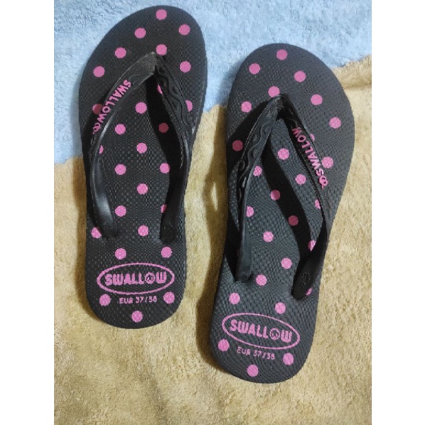 Sandal Swallow Black Polkadot