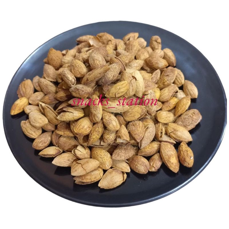 

Kacang Almond Kulit Roasted 500Gram