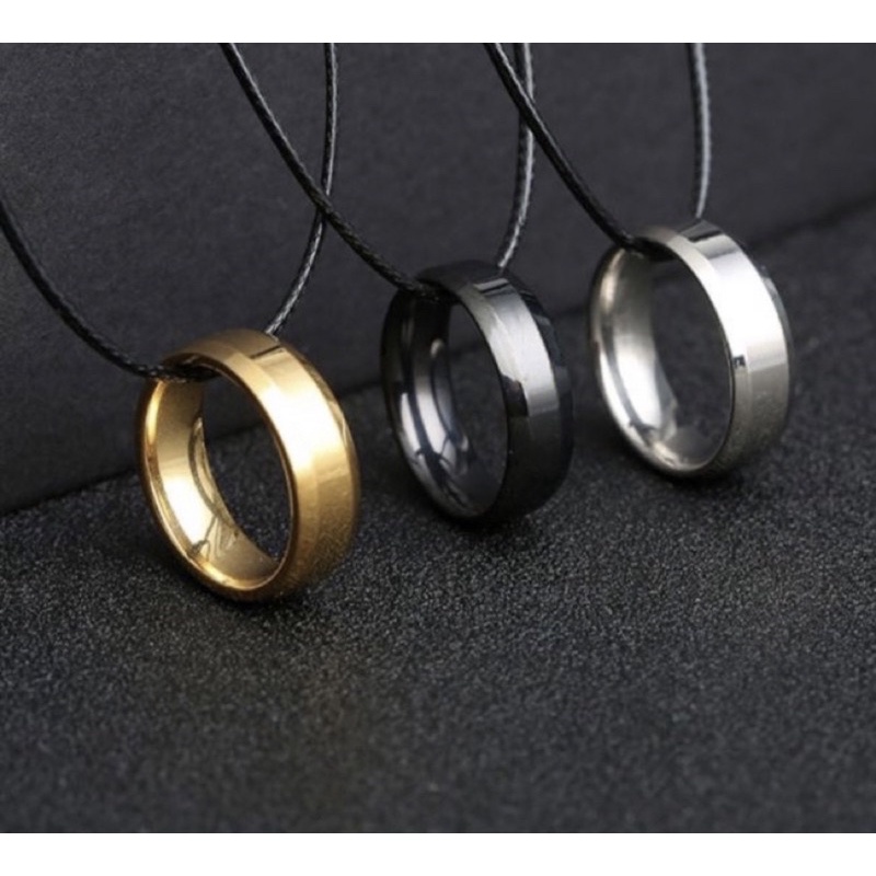 Kalung Tali Hitam Korea Liontin Cincin Titanium Pria Keren Kekinian