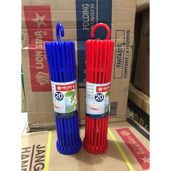 Folding hanger 20 stick lion star