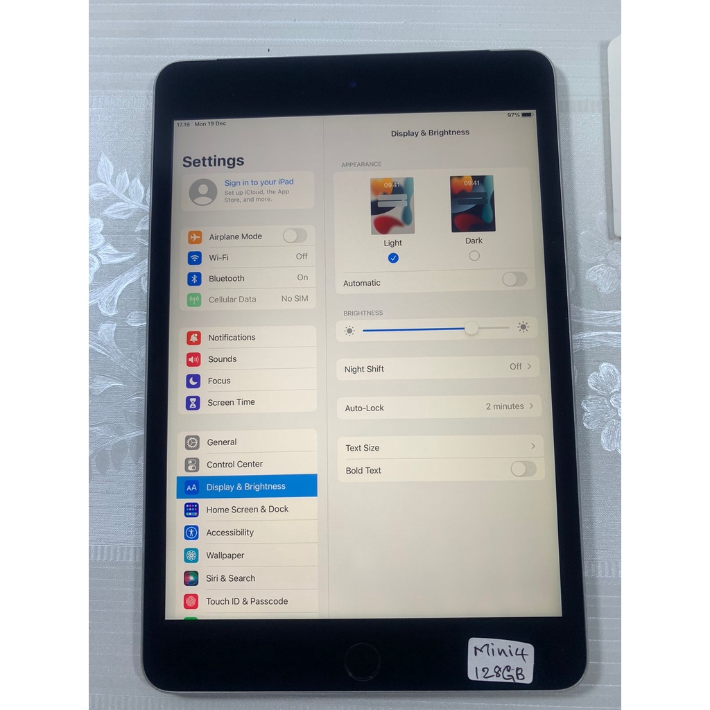 iPad Mini  4 WiFi Only 128Gb 32Gb 16GB Space Gray Gold Silver