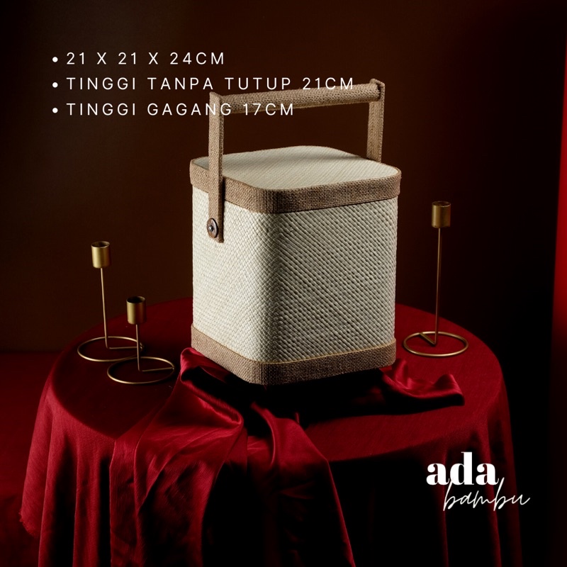 

besek bambu premium / kotak hampers / besek premium