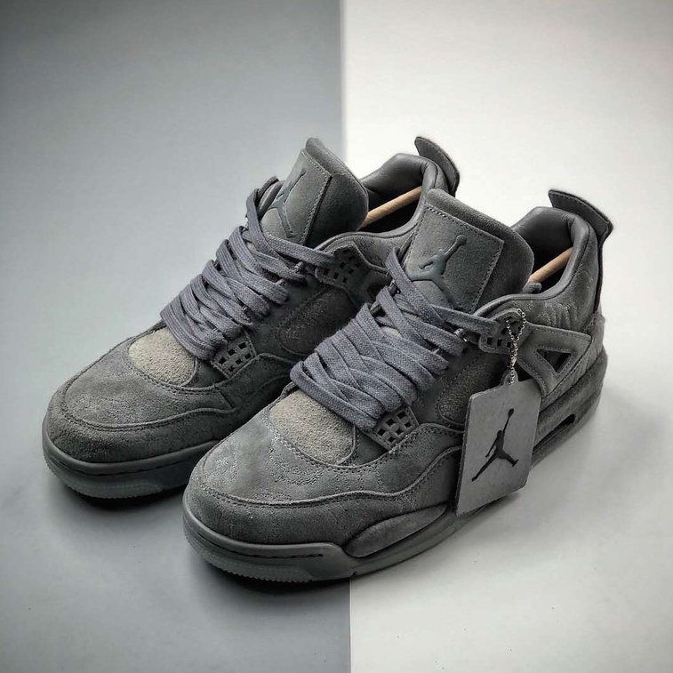 SEPATU NIKE AIR JORDAN RETRO 4 KAWS CEMENT GREY ORIGINAL VIETNAM BNIB