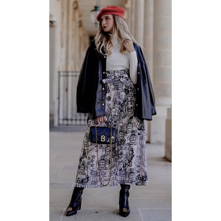 Alma bag buttonscarves Emily in Paris