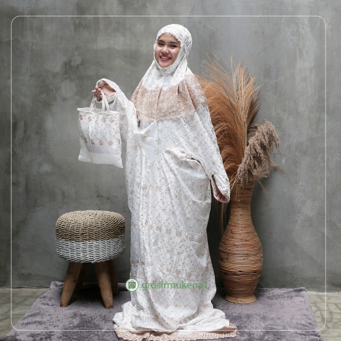 {FamilyStore} mukena dewasa jumbo terusan sutra jepang prada renda coklat lebar - Motif Coklat Murah