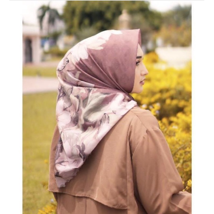 preloved scraf La Sabelle