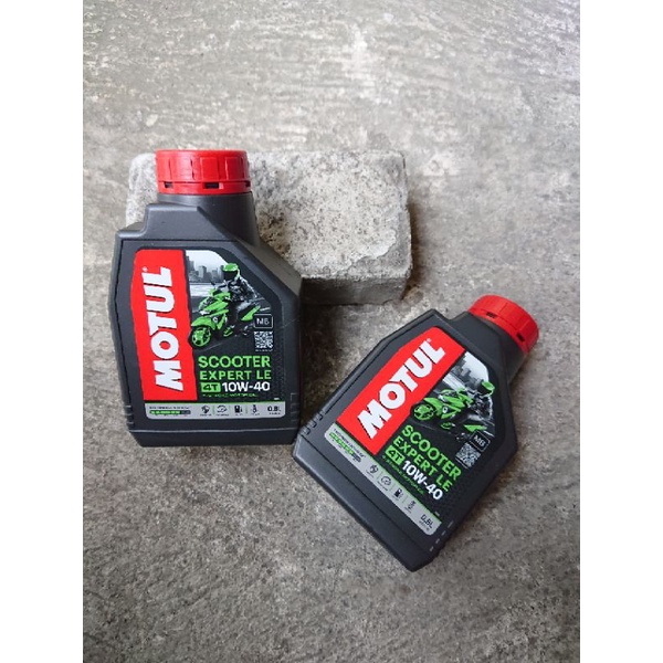 MOTUL Scooter Expert LE 10w40 1 Liter dan 800 ml OLI MOTOR MATIC