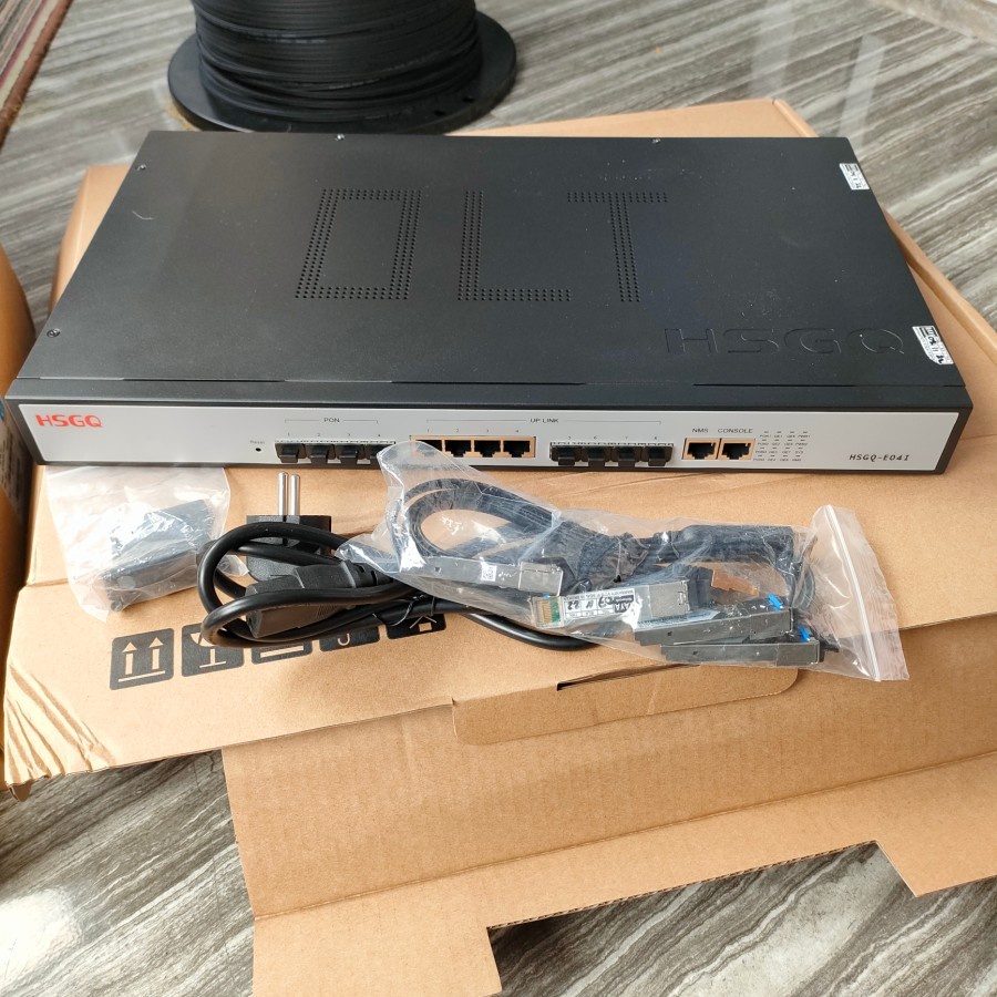 OLT HSGQ - E04I 4 port lengkap dengan sfp