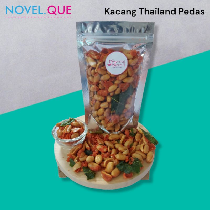 

Kacang Thailand Pedas Crispy Daun Jeruk Homemade Premium