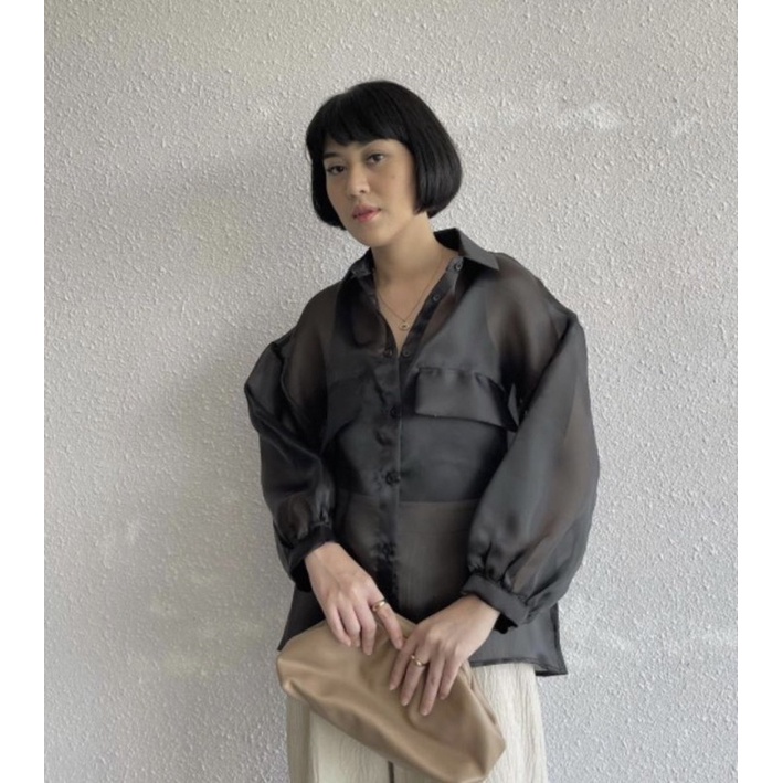 Kemeja Trick & Tricky