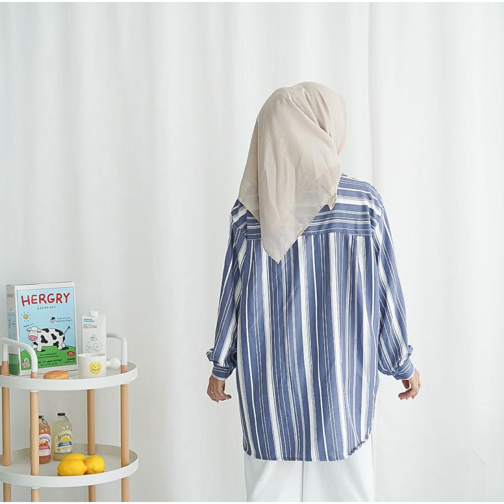 Tq88indonesia Fashion Baju Kemeja Salur Wanita Terbaru / NADINE SHAKILA OVERSIZE /  Hem / Kem Lengan Panjang / Busana Casual Cewek  Fashion / Ootd Kekinian