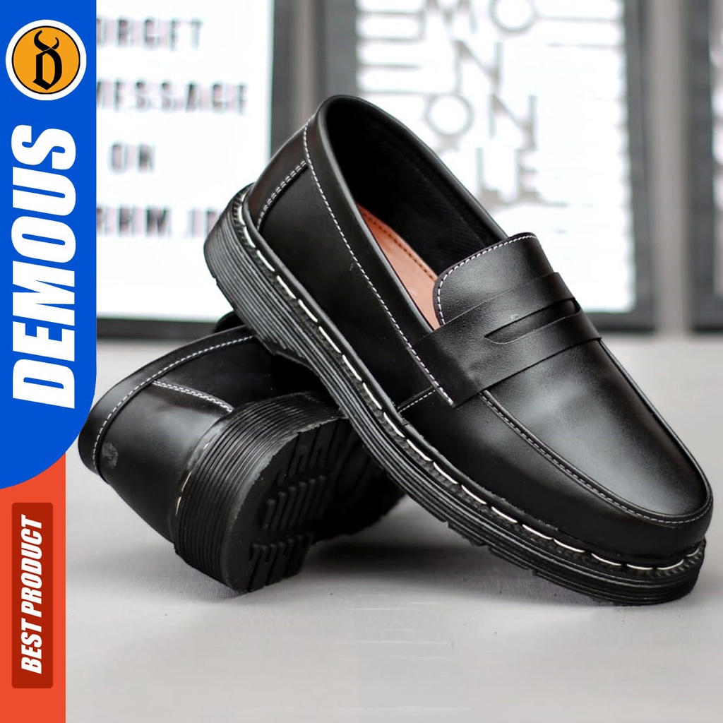 DEMOUS Vay - Sepatu Loafer Docmart Pantofel Formal Kerja Pria Hitam