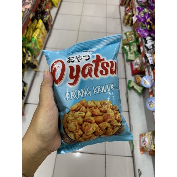 

snack kacang kriuk kacang atom oyatsu