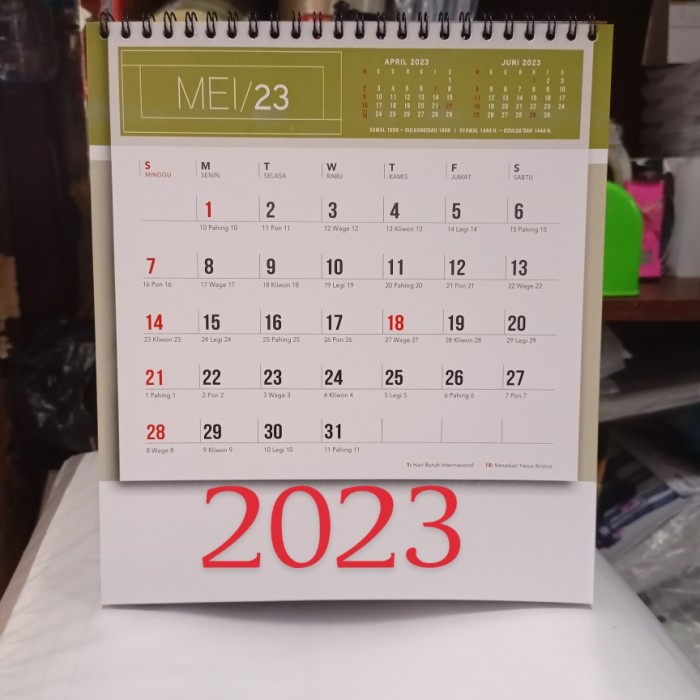 

HEMAT kalender MEJA EXECUTIF 2022 Code 2576