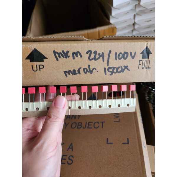 mkm 224 100v merah , biru