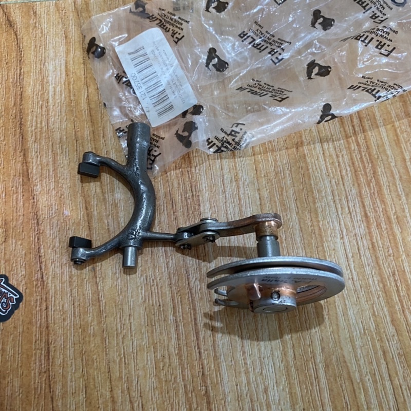 Jual Gear Selector Cakar Ayam Shifter Fa Italia Vespa Smallframe Pts Special Et Shopee Indonesia