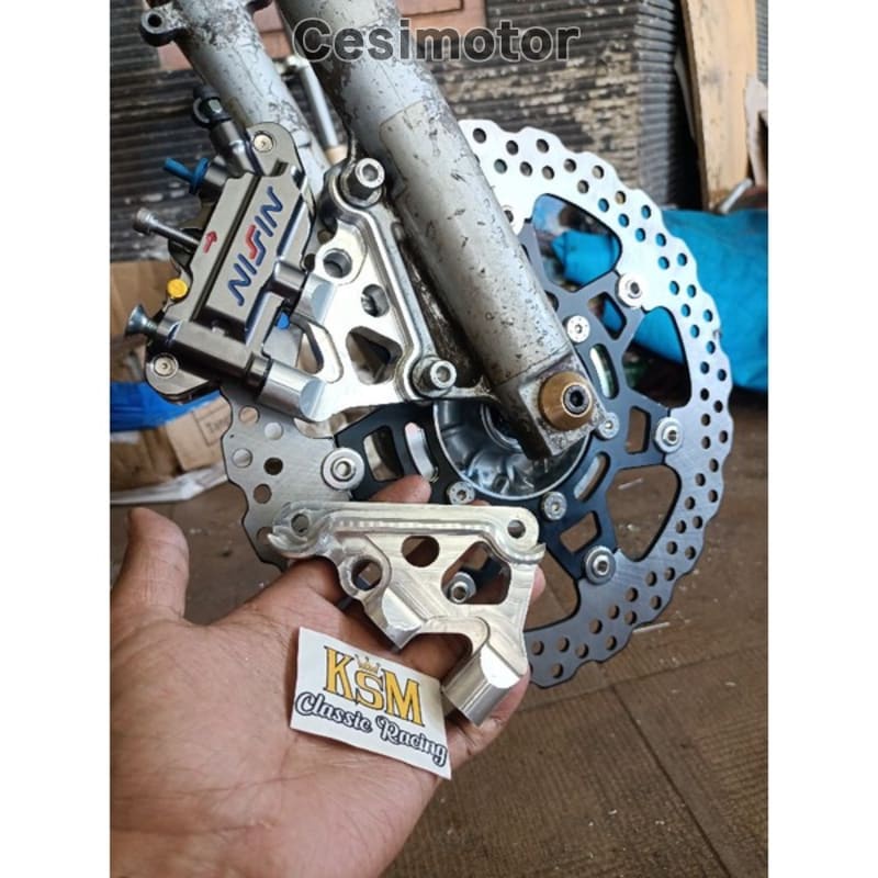 BRECKET KALIPER BREKET CALIPER NISIN 4PISTON MONOBLOCK UNTUK DISCK UKURAN 300MILI (TIGER /MEGA PRO )