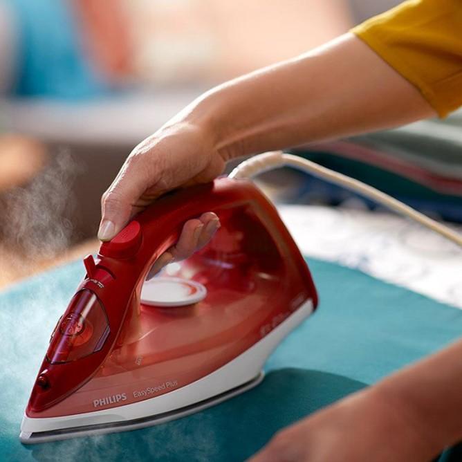 Philips Steam Iron Gc1424/45 - Red / Setrika Uap Gc-1424/45 Low Watt