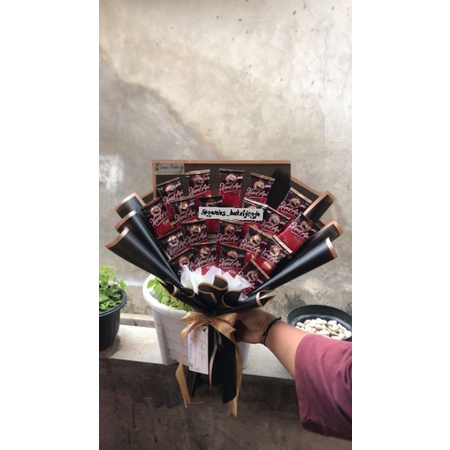 

buket murah jogja buket Goodday/buket wisuda/buket cowok/kapalapi