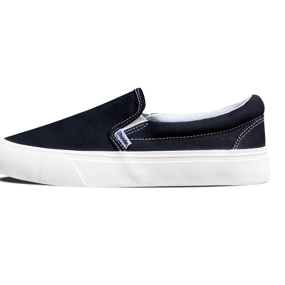 Siap Kirim Sepatu Thunderbear - Slip On Voltaire BW
