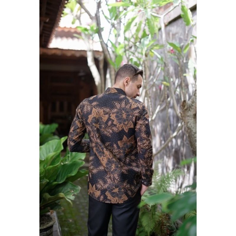 MAWAR COKLAT TIGA Kemeja Batik Pria Lengan Panjang Slim Fit Premium Modern Full Furing Katun Halus