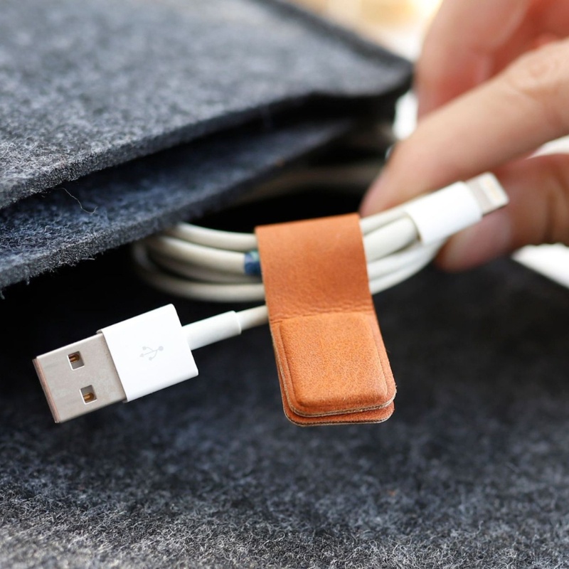 Gro Tali Kabel Kulit Earphone Cord Organizer Magnetic USB Cord Holder Winder