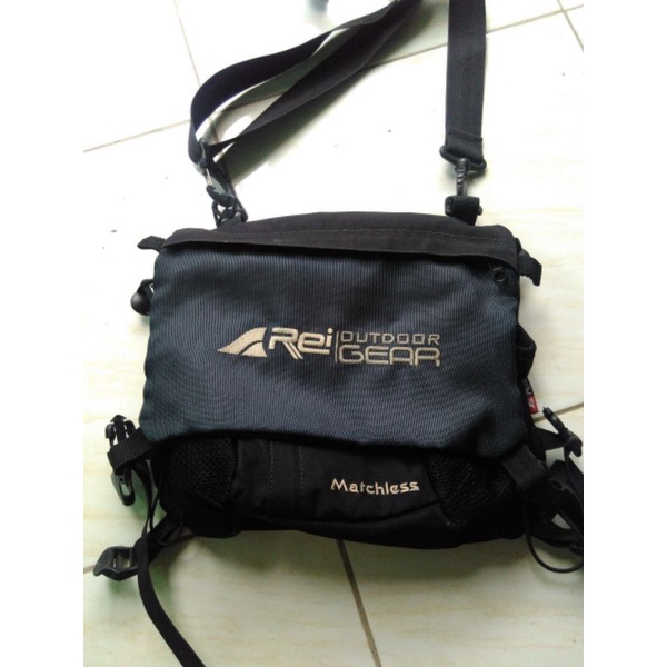Tas outdoor merk REI preloved