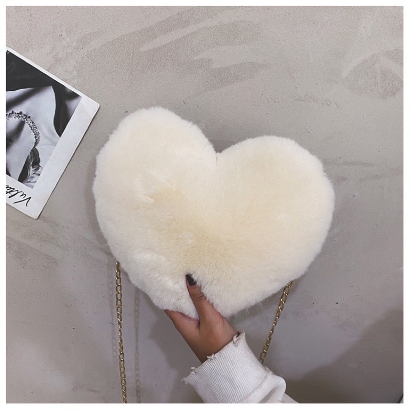 Tas Selempang Love Bulu Halus Tali Rantai Tas Unik Soft Love Sling Bag Tas Lucu Lembut Korean Style