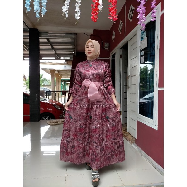 dress arumy serut