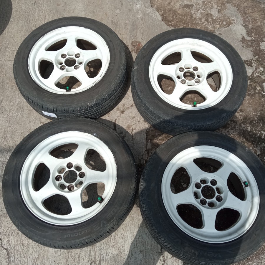 Velg Mobil Bekas Seken Ring 15 Baut 4 SPOON R15X6,5 4X100 ET35 BAN 195 55 R15