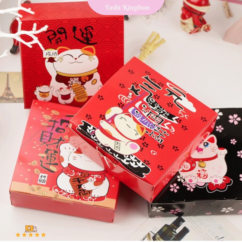 

Kotak Kado cat imlek 14cm , kotak hampers imlek , box gift cake imlek , kotak hadiah china , box bingkisan imlek kucing hoki