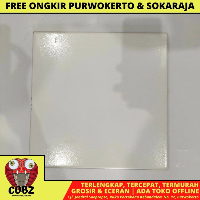 30 CM X 30 CM / MULIA KERAMIK LANTAI 30 CM X 30 CM WHITE