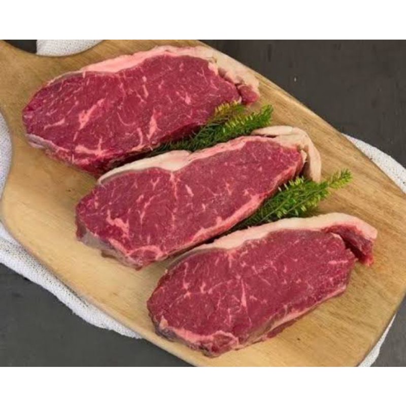 

Daging Sapi/ Beef Steak/ Daging Has Luar / SIRLOIN STEAK 250gr