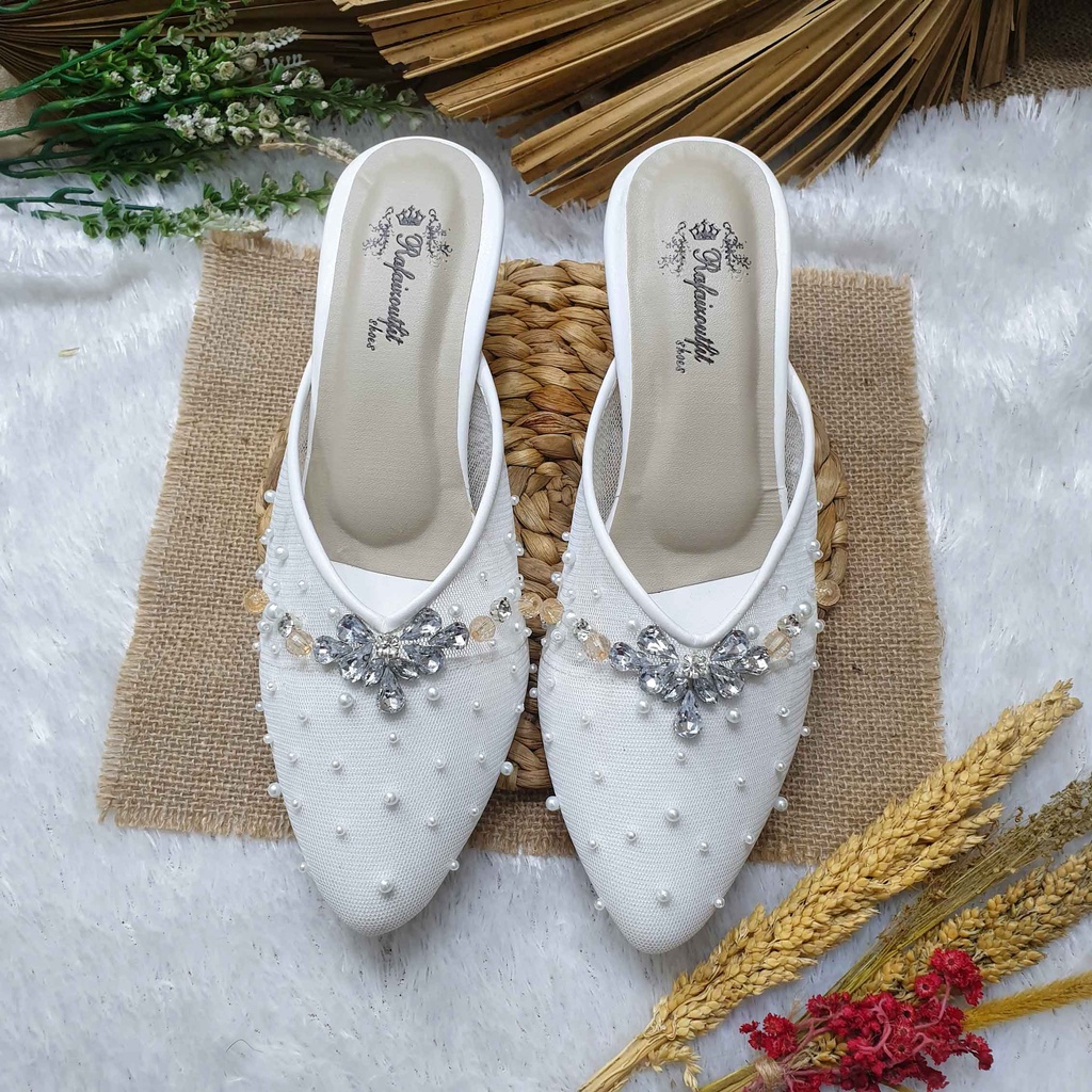 sepatu wedding cantik Qirani putih 3 cm runcing