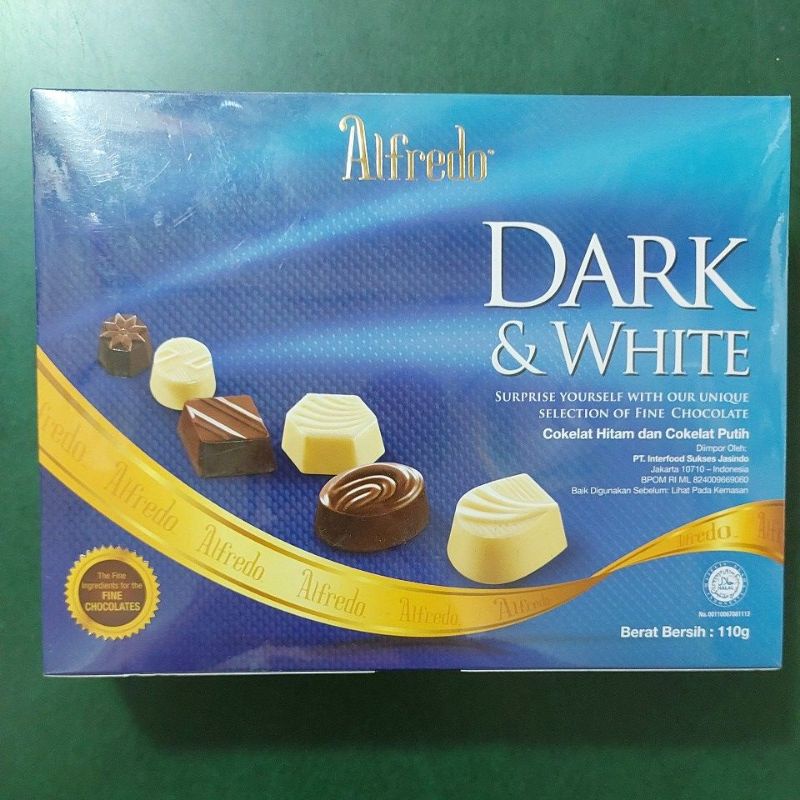 

Alfredodark&white