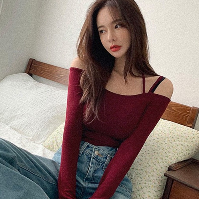 ✺✿✈Suhao Dongdaemun Korea Selatan baru retro anggur merah seksi feminin off-shoulder ketat tali lengan panjang T-shirt wanita vd