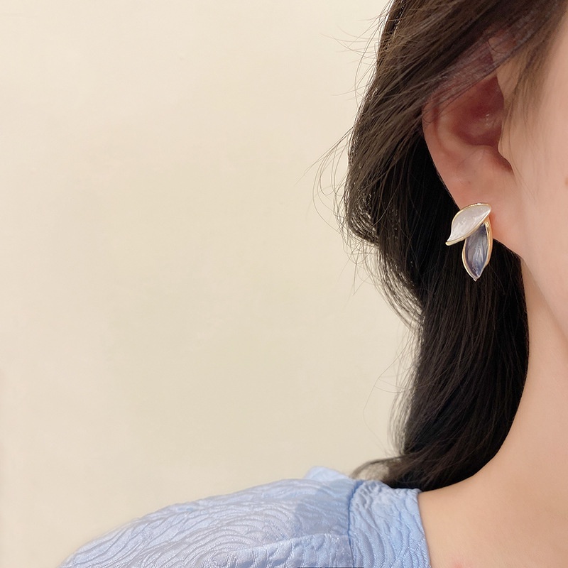 Anting Tusuk Daun Elegan Untuk Wanita Bohemian Piercing Hypoallergenic Earrings Aksesoris Perhiasan