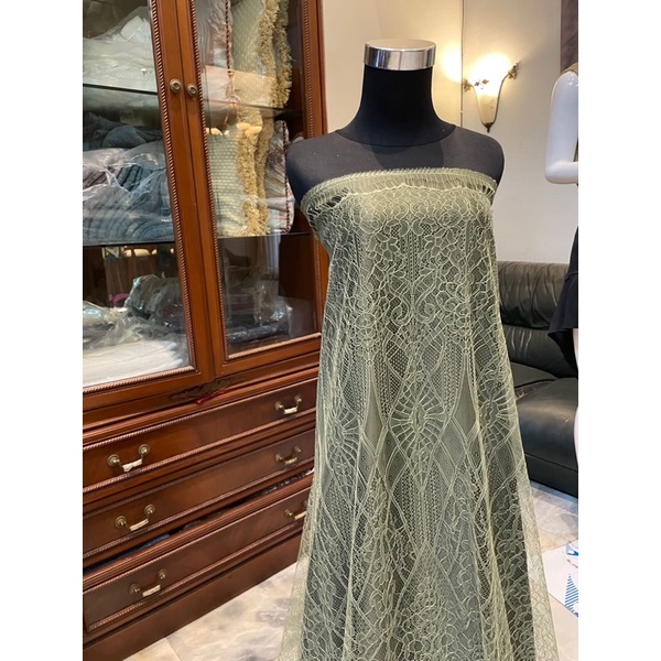 Bahan Kebaya France Chantily Brokat Lace Beverly Warna Hijau Army