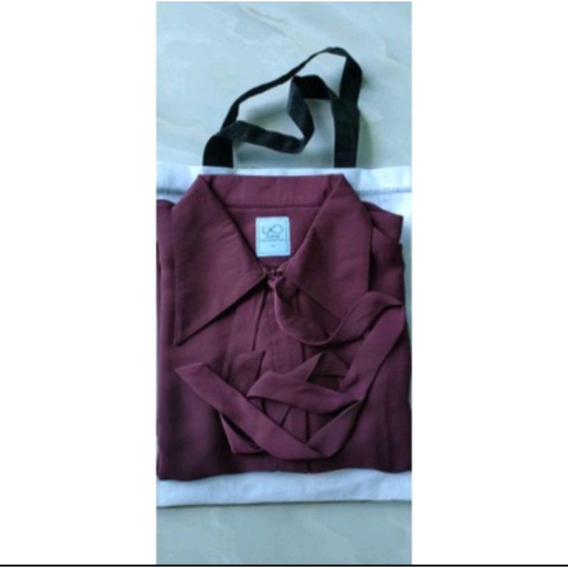Nuka furusiyah silk size S dark burgundy Nwt- Fk yucca decorose beli di mufest ibcc