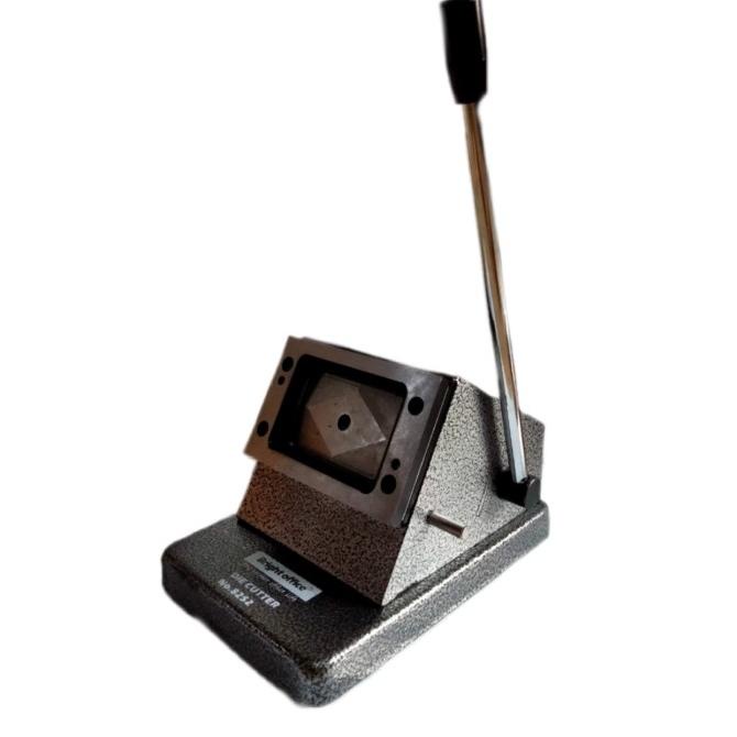

Alat Mesin Pemotong Id Card / Id Card Cutter / Plong Id Card 8252