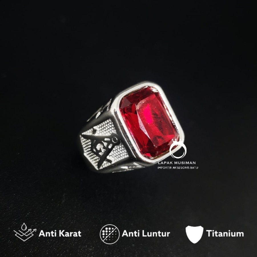 [Bayar Di Tempat] Cincin Pria Titanium Silver Anti Karat Kualitas Super Batu Permata