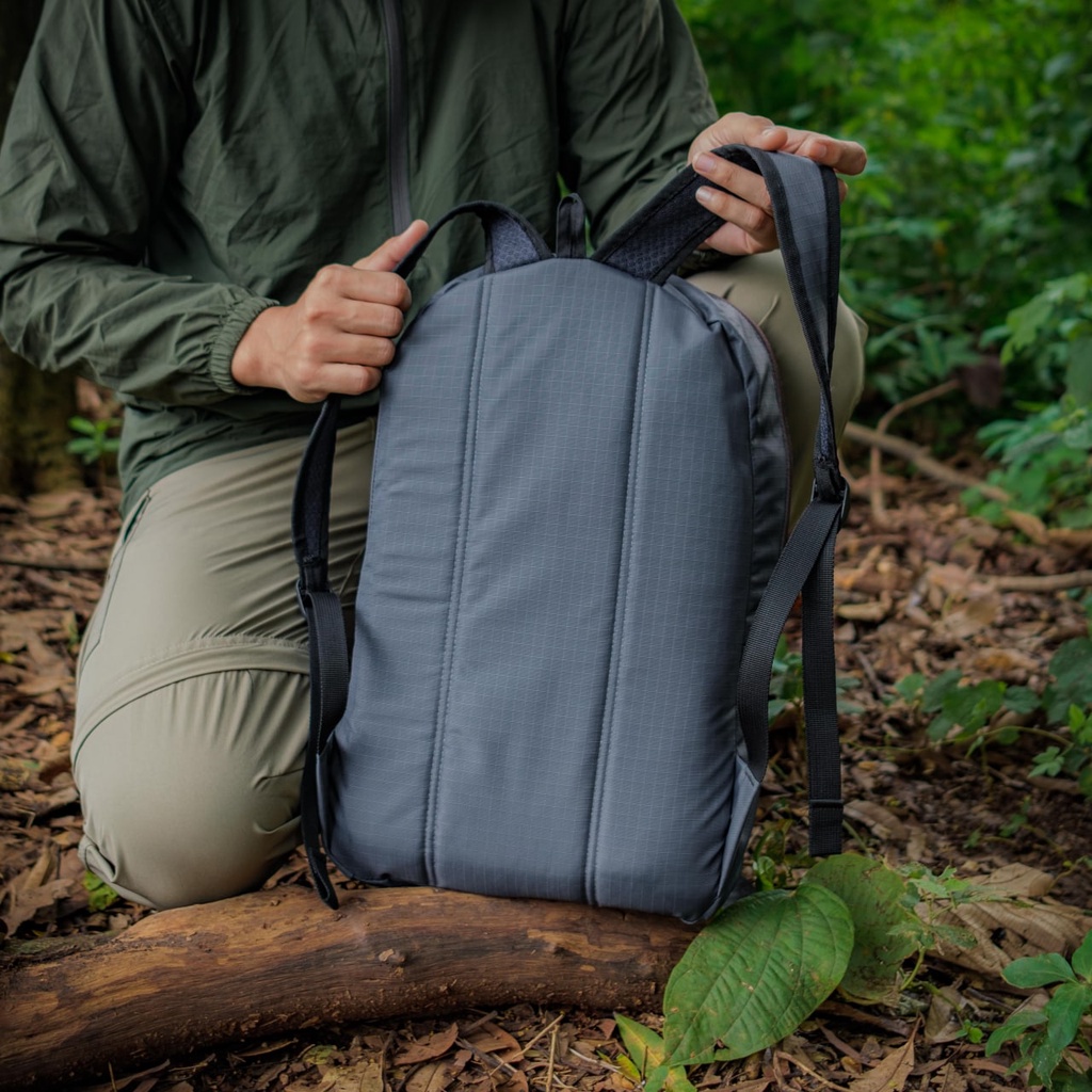 Greenforest Usagi Tas Ransel - Backpack Pria dan Wanita Slot Laptop 14 Inch 18L