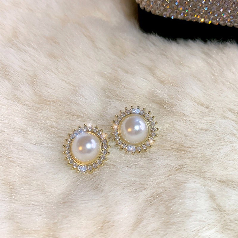 YEEZII Anting Mutiara Kristal Mewah Untuk Wanita Bunga Bulat Emas Stud Earring Aksesoris Perhiasan