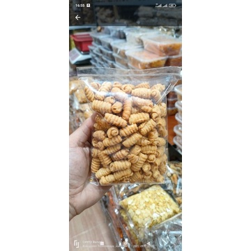

kue kewuk gurih 250 grm
