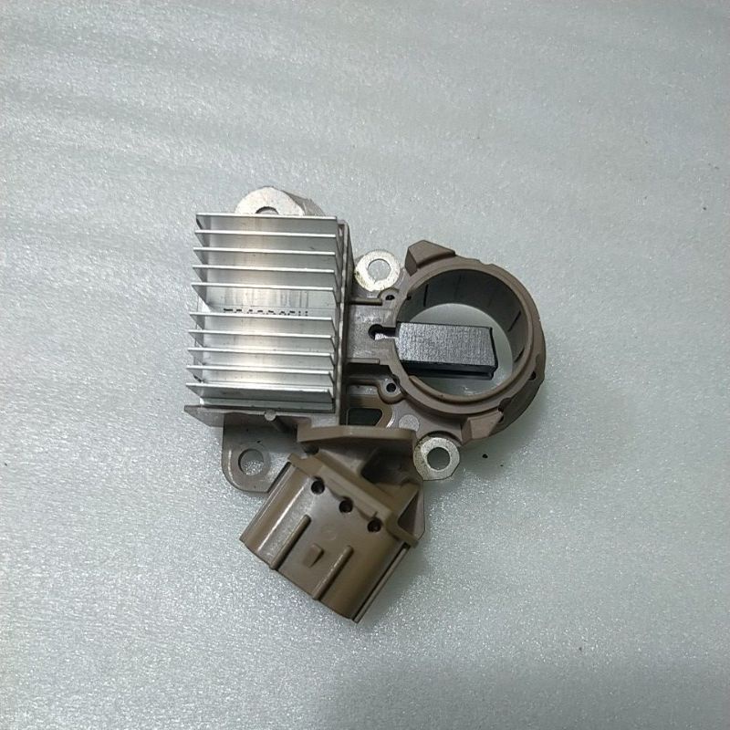 IC dinamo ampere IC regulator alternator Xpander original