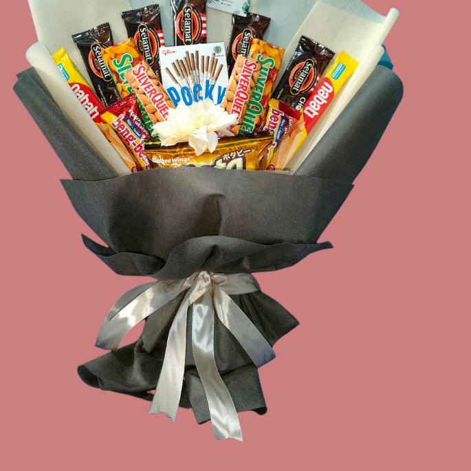 

6.6 SALE Bucket snack / Buket makanan / Bouquet Graduation wisuda ulang tahun pocky coklat korea