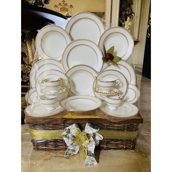Hampers Parcel Dinner Set Saint James Marakesh Gold 20 Pcs Mewah Cantik