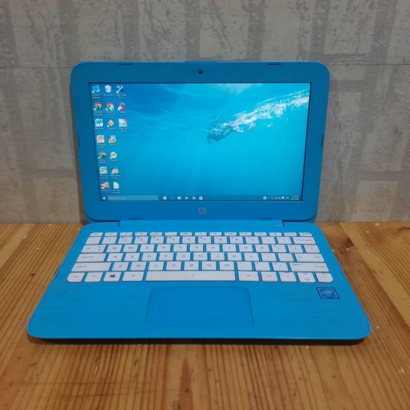 NOTEBOOK HP  Stream PC 11-d017TU Intel Celeron-N2840 Ram 4Gb/ 2GB  OS. Windows Super slim ringan enteng