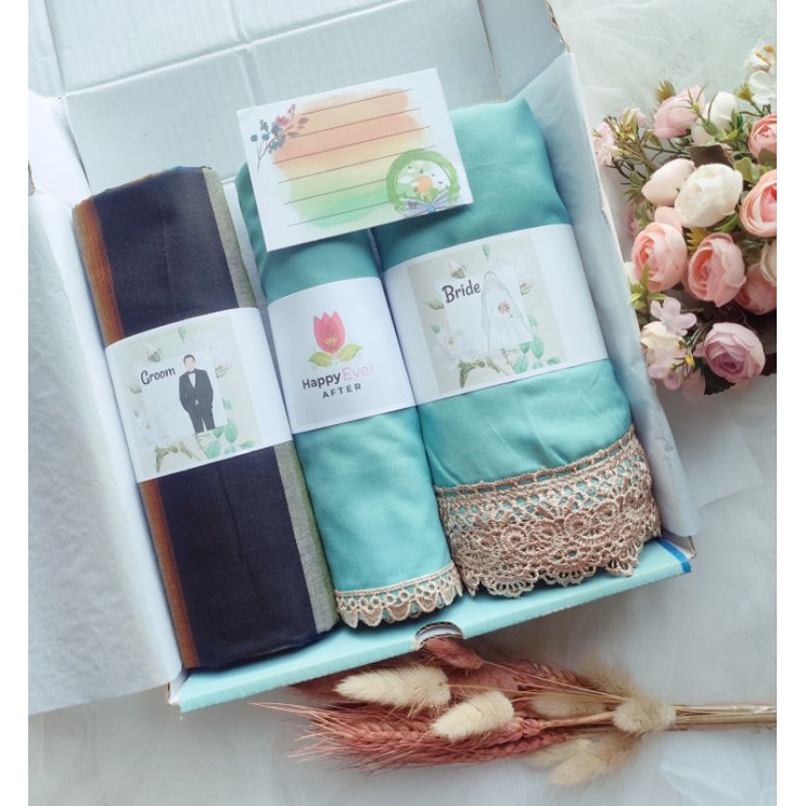 Hampers Mukena Dan Sarung/Kado nikahan/Hampers Wedding gift/Kado anniversary/Gift Box/Kado Pernikahan/Kado Nikah/Hadiah Nikahan