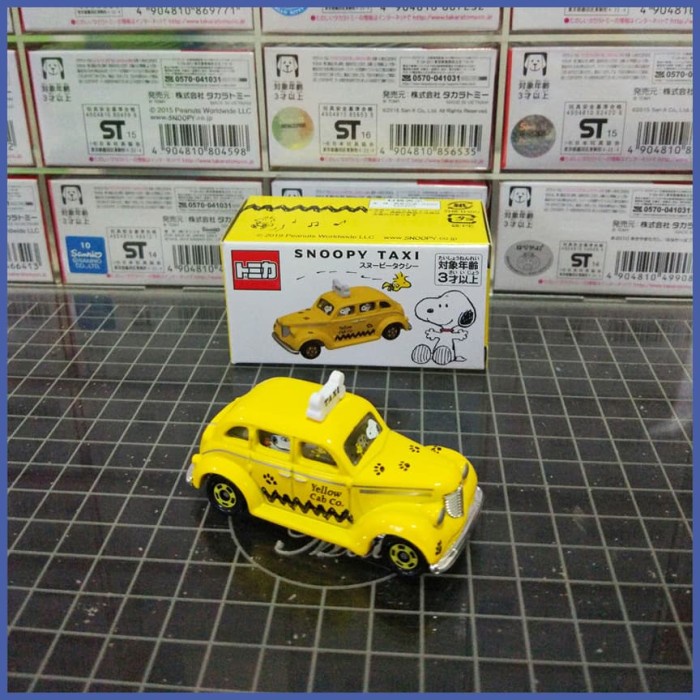 Tomica Universal Studios Japan Snoopy Taxi Yellow Cab Co